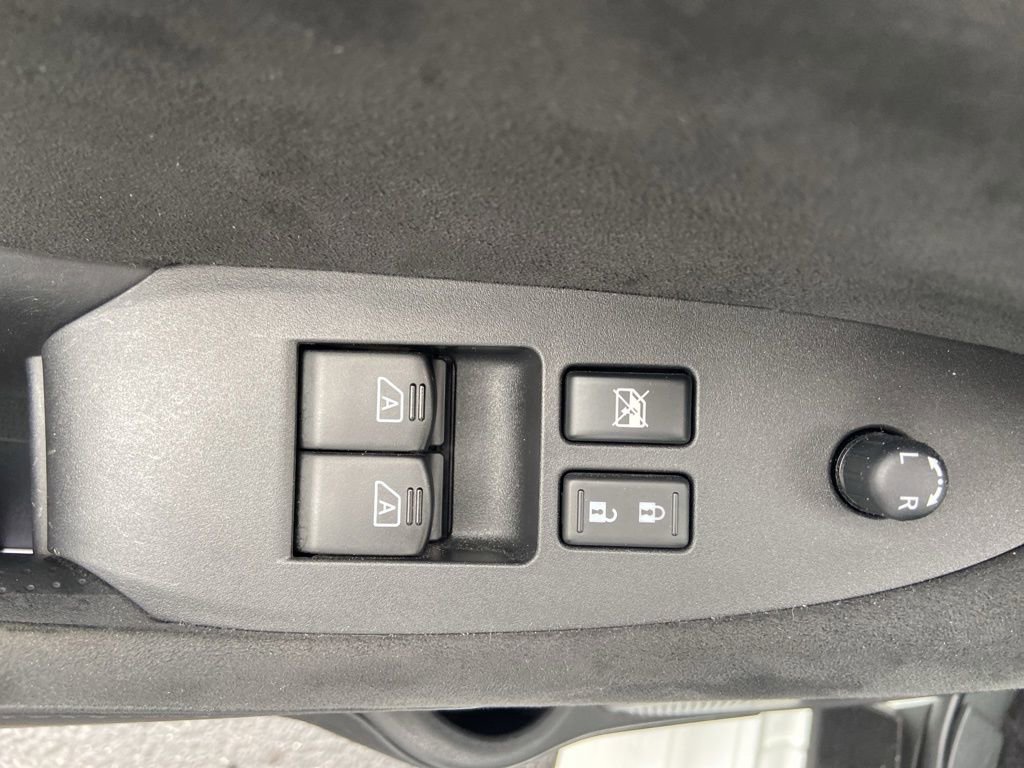 Used 2023 Nissan Z w/ Floor Mat Package (L93) RWD image 13