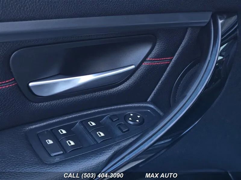 Used 2013 BMW 335i 335i Sedan 4D image 31