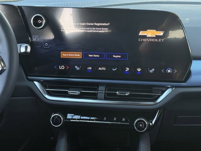 New 2026 Chevrolet Equinox EV LT AWD/4WD image 16