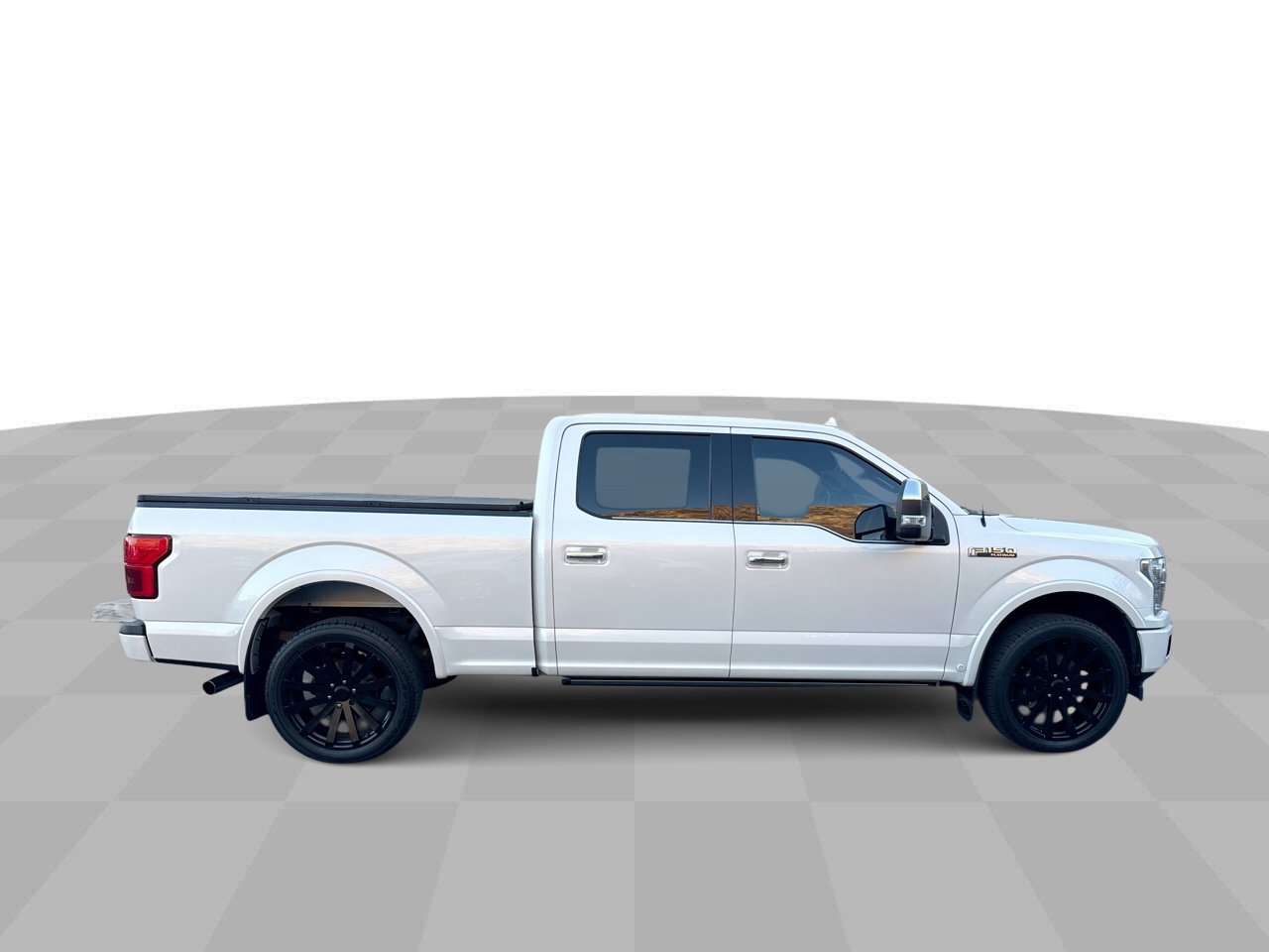 Used 2019 Ford F150 Platinum w/ Equipment Group 701A Luxury AWD/4WD image 6