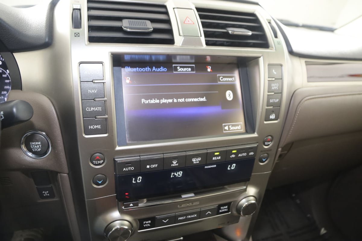 Used 2019 Lexus GX 460 Premium AWD/4WD image 32