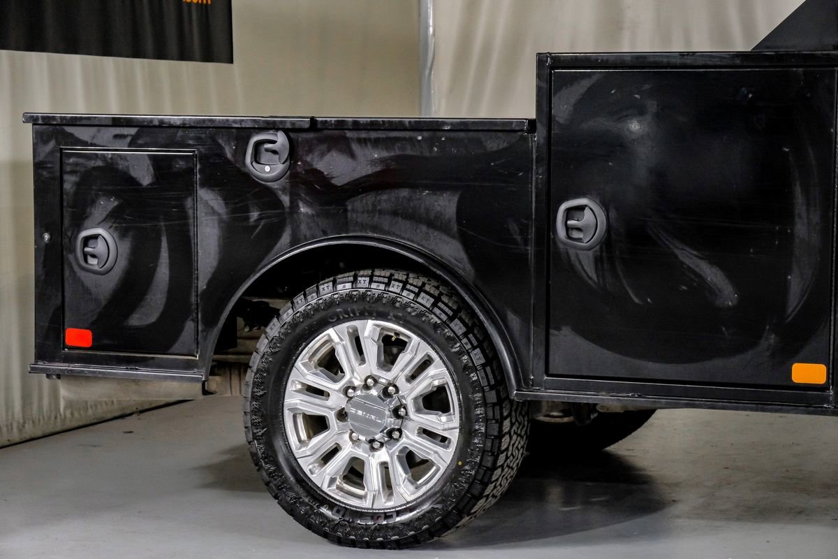 Used 2023 GMC Sierra 3500 Denali w/ Denali Ultimate Package AWD/4WD image 6