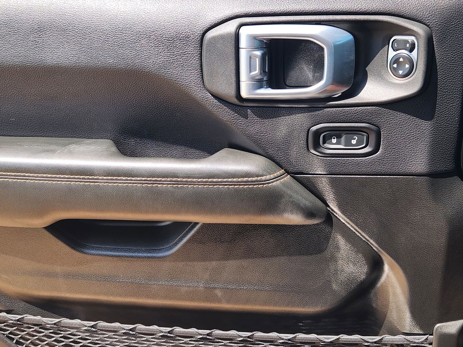Used 2024 Jeep Gladiator Sport AWD/4WD image 26
