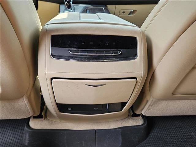 Used 2023 Cadillac Escalade Premium Luxury w/ Performance Package AWD/4WD image 18