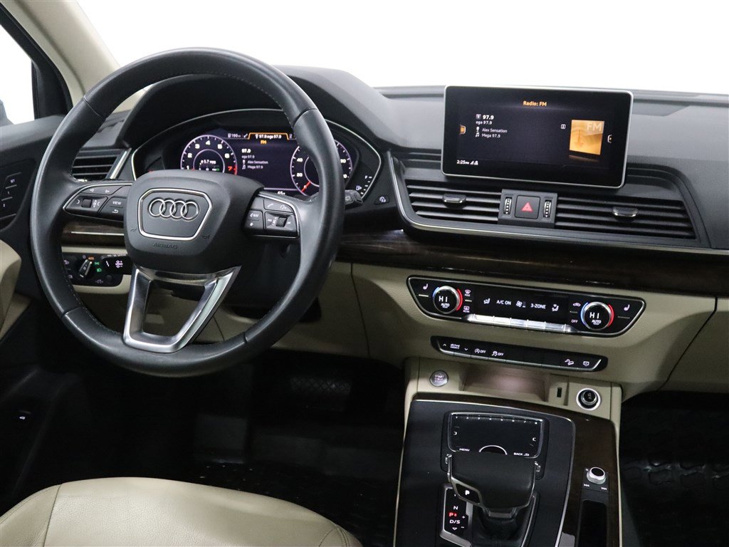 Used 2018 Audi Q5 2.0T Premium AWD/4WD image 25
