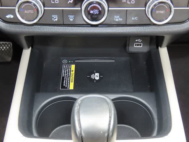 Certified 2024 Honda HR-V EX-L image 21