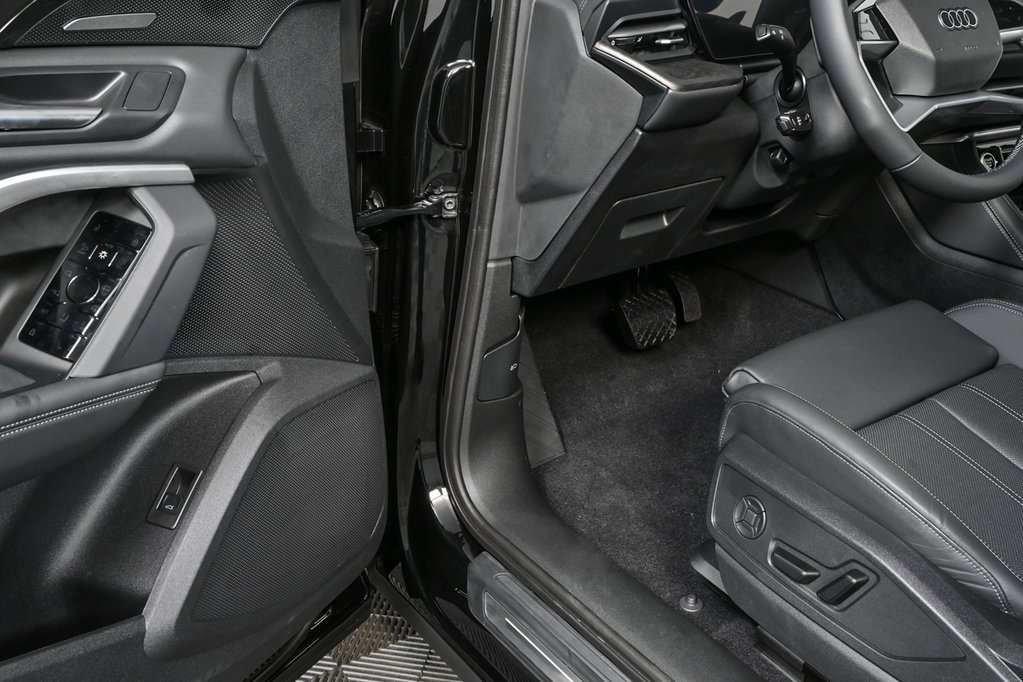 New 2025 Audi Q5 Premium Plus image 7