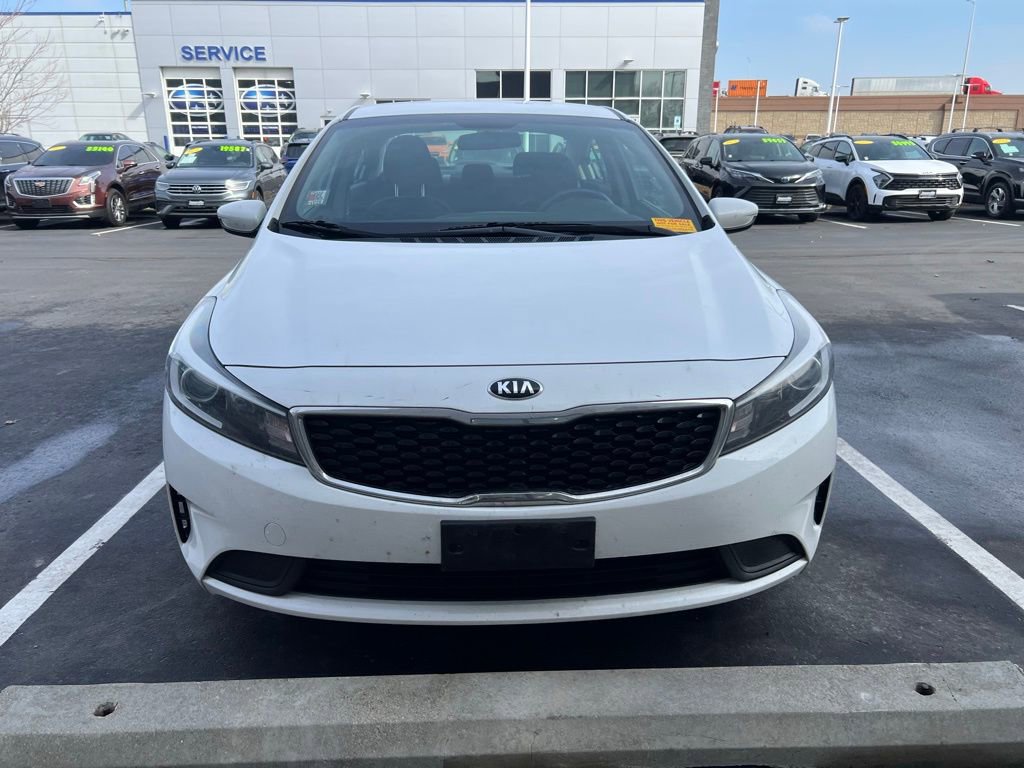 Used 2018 Kia Forte LX w/ LX Popular Package image 2