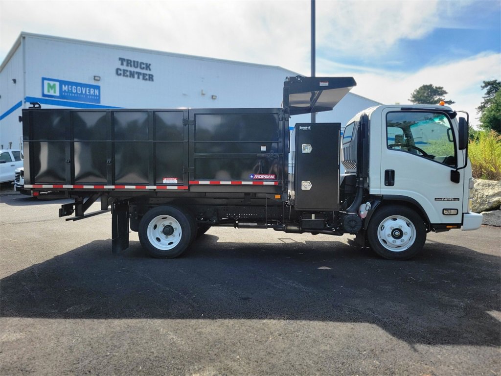 Used 2024 Isuzu NPR 5500 LANDSCAPE  DUMP image 2