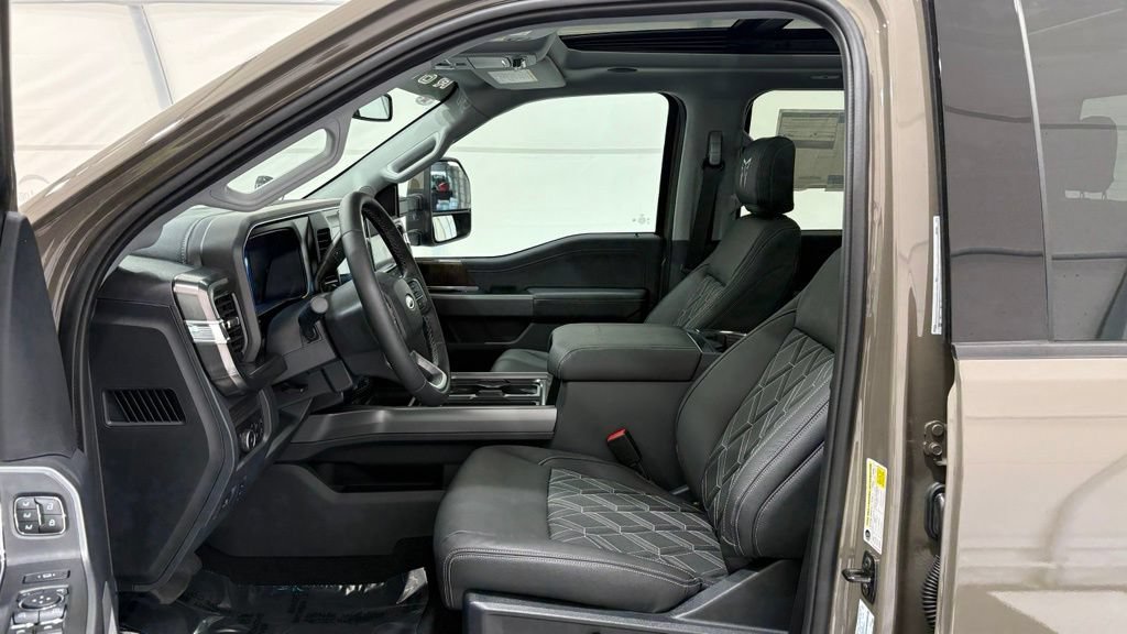 New 2026 Ford F250 Lariat w/ Black Appearance Package AWD/4WD image 11