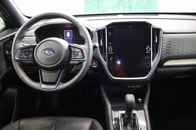 Certified 2025 Subaru Forester Limited image 15