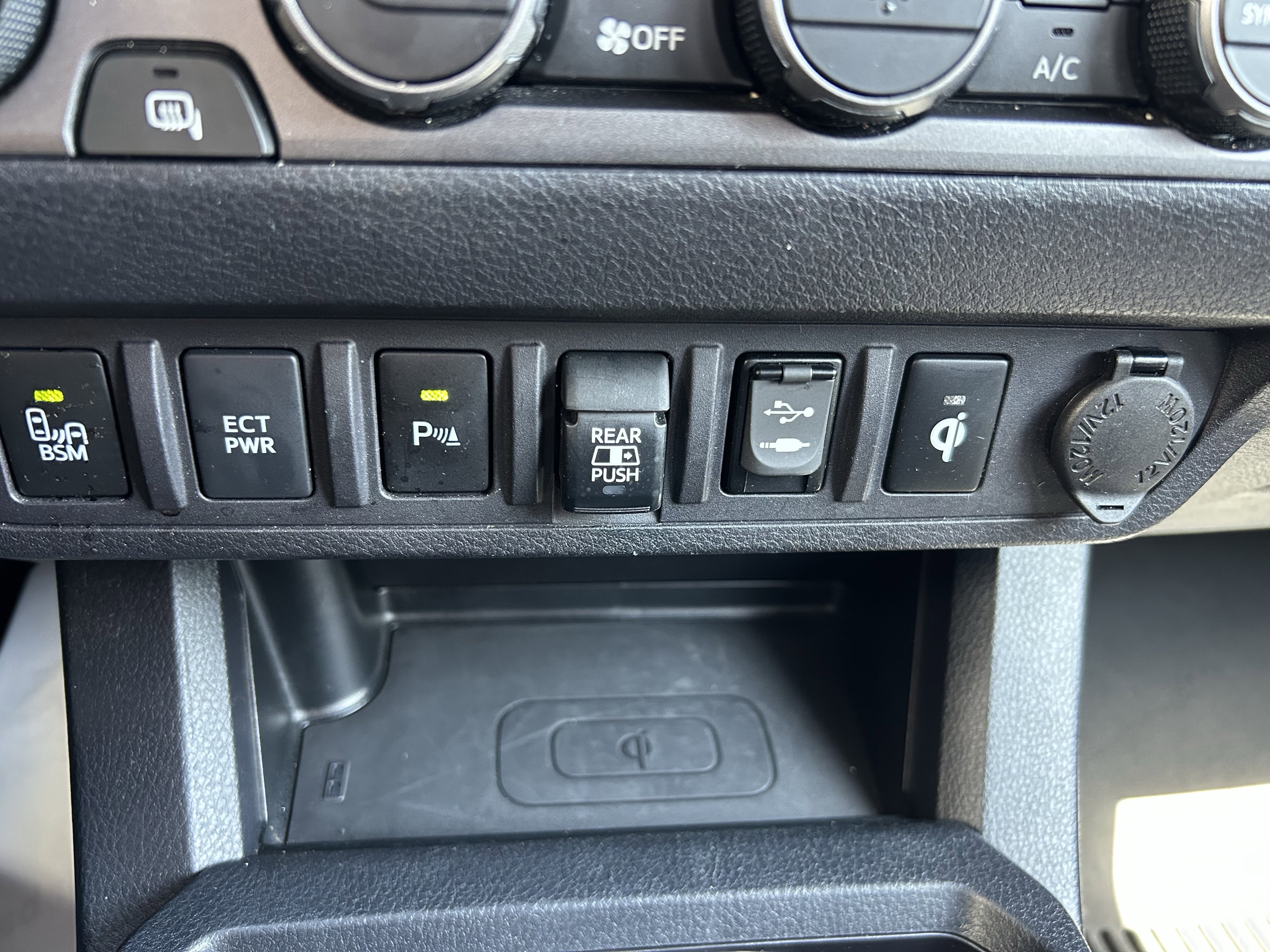 Certified 2019 Toyota Tacoma TRD Off-Road AWD/4WD image 31