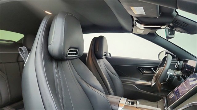 Used 2025 Mercedes-Benz CLE 300 4MATIC Cabriolet image 28