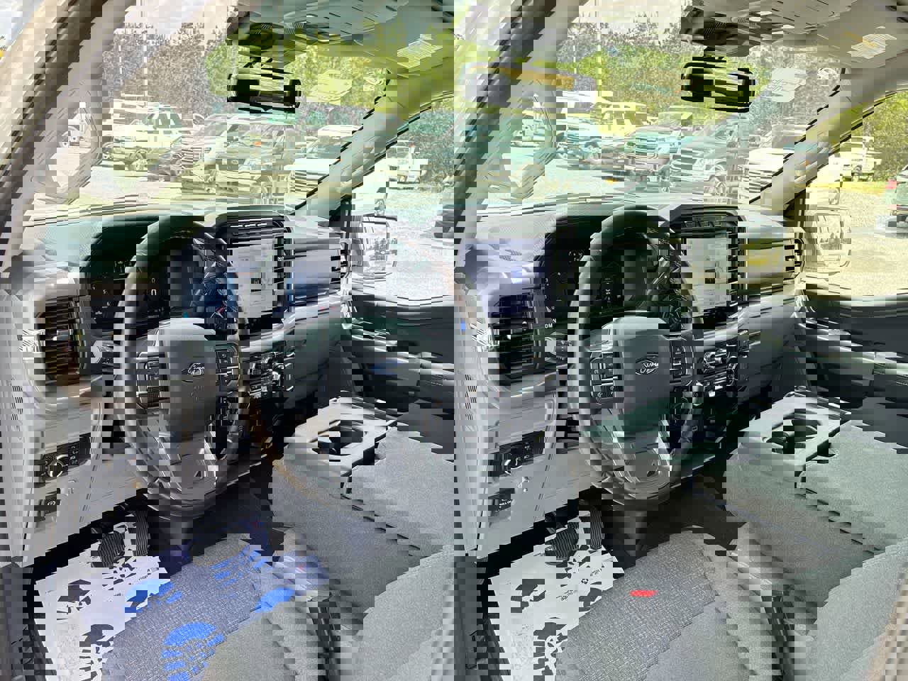 Used 2024 Ford F150 XLT image 10