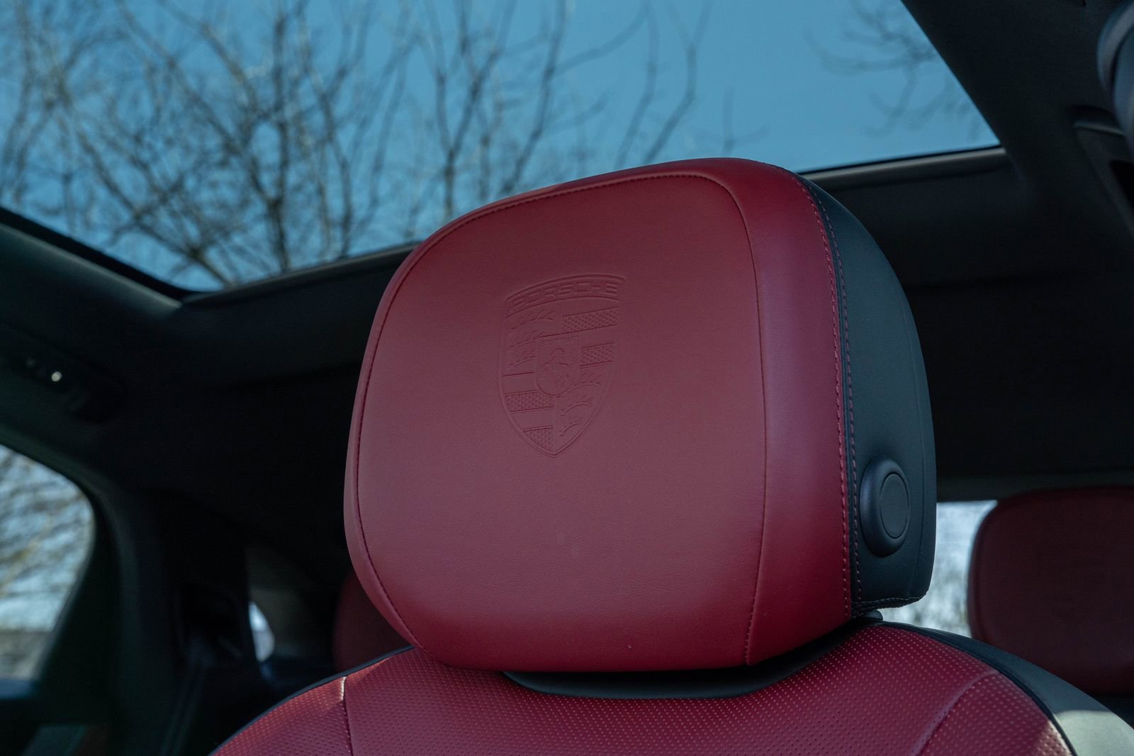 Certified 2025 Porsche Cayenne S w/ Premium Package Plus image 30