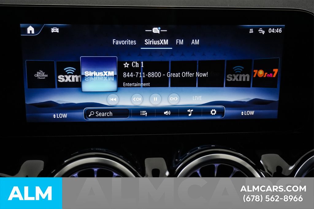 Used 2025 Mercedes-Benz GLA 250 image 38
