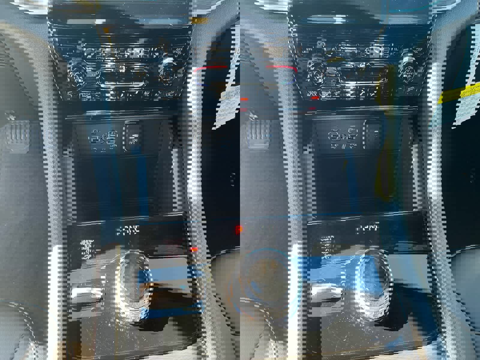 New 2025 Jeep Grand Cherokee Limited w/ Trailer Tow Package image 25