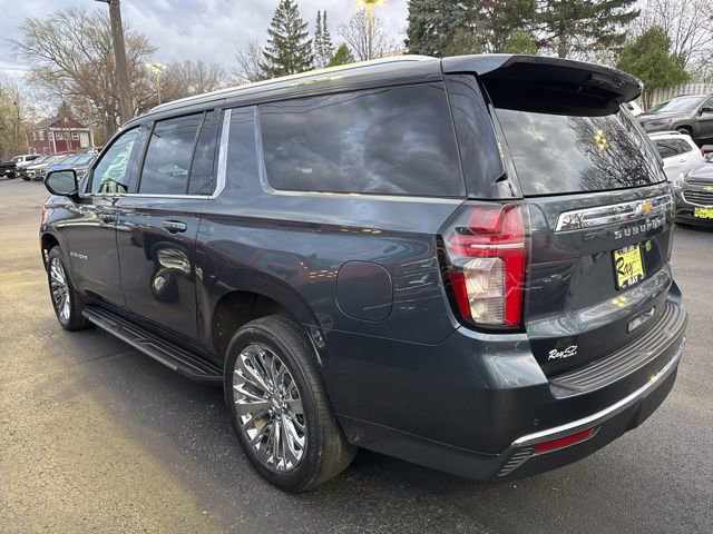 Used 2021 Chevrolet Suburban LT image 4