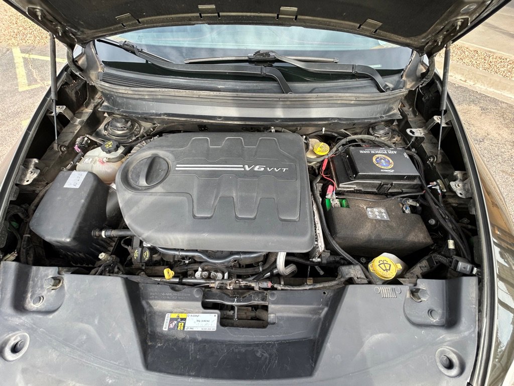 Used 2015 Jeep Cherokee Trailhawk w/ Comfort/Convenience Group image 11