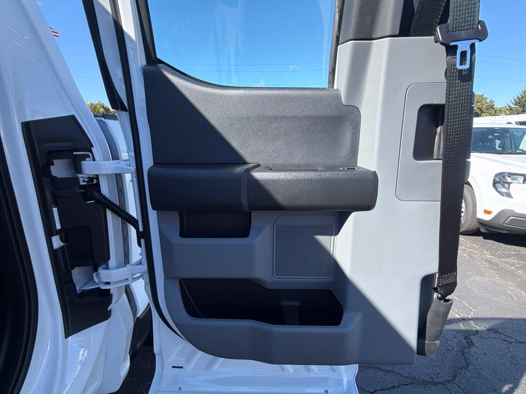 New 2027 Ford F250 XL w/ Snow Plow Prep Package AWD/4WD image 18