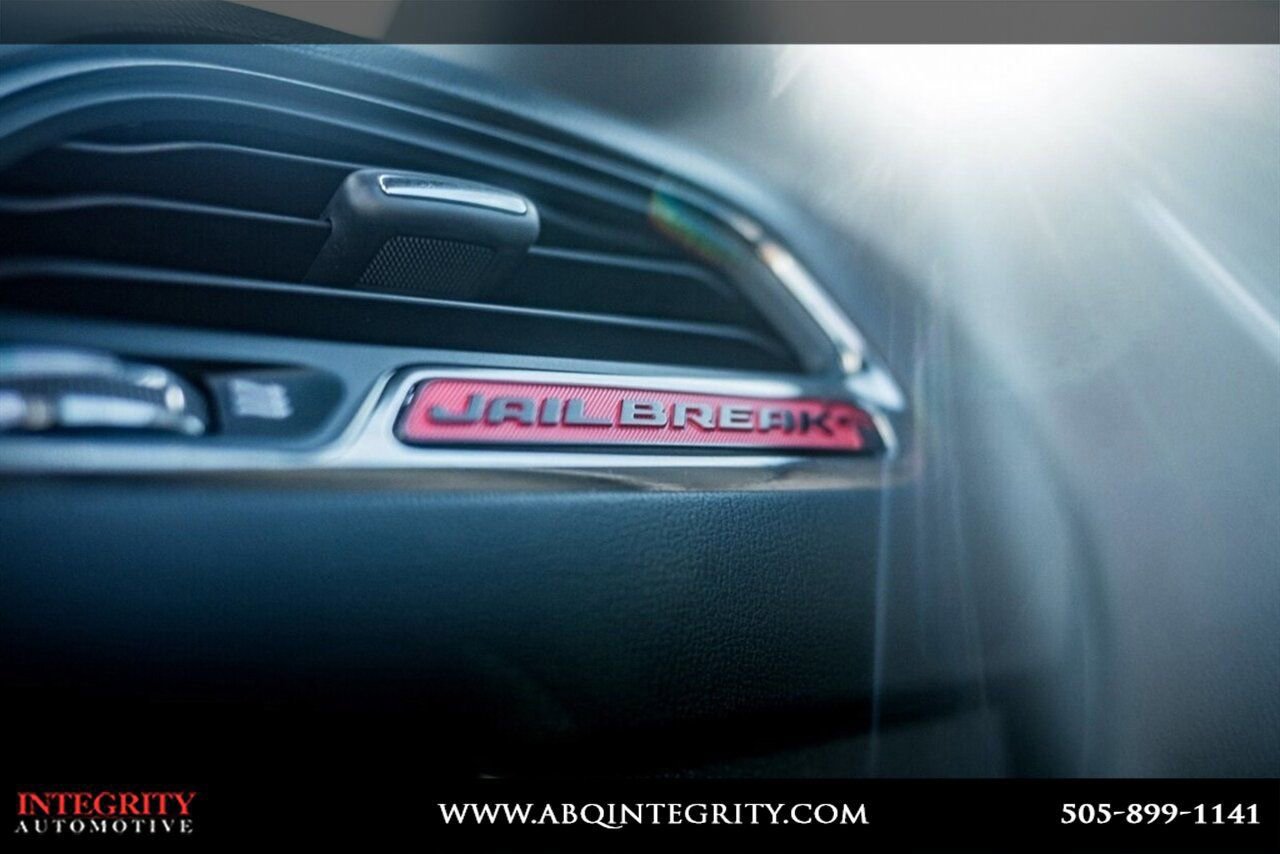 Used 2023 Dodge Challenger SRT Hellcat RWD image 38