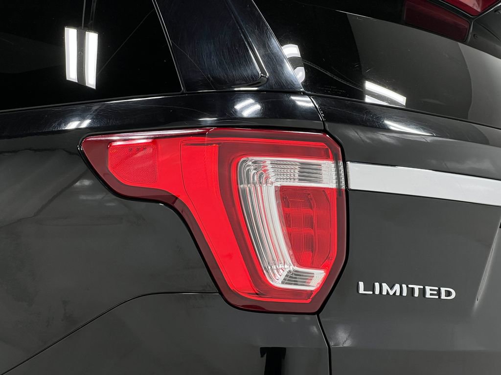 Used 2018 Ford Explorer Limited w/ Equipment Group 301A image 38