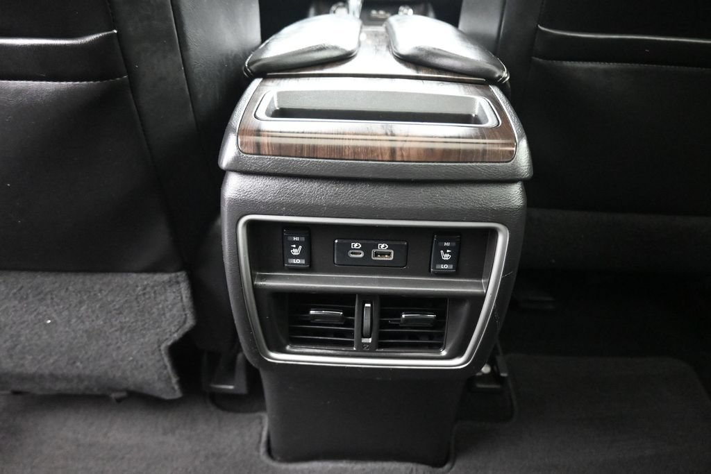 Used 2019 Nissan Murano Platinum FWD image 33