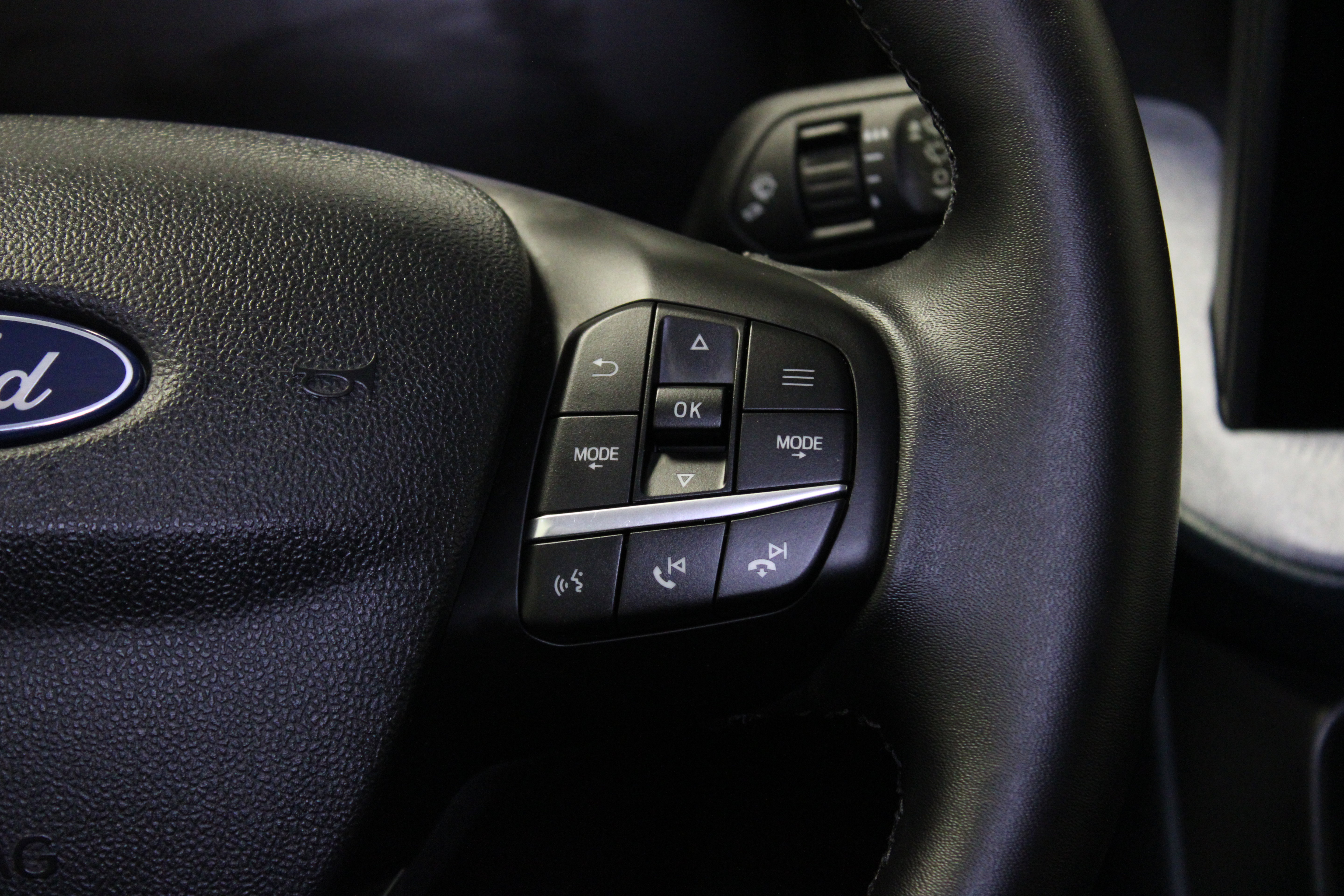 Used 2025 Ford Maverick XLT AWD/4WD image 24