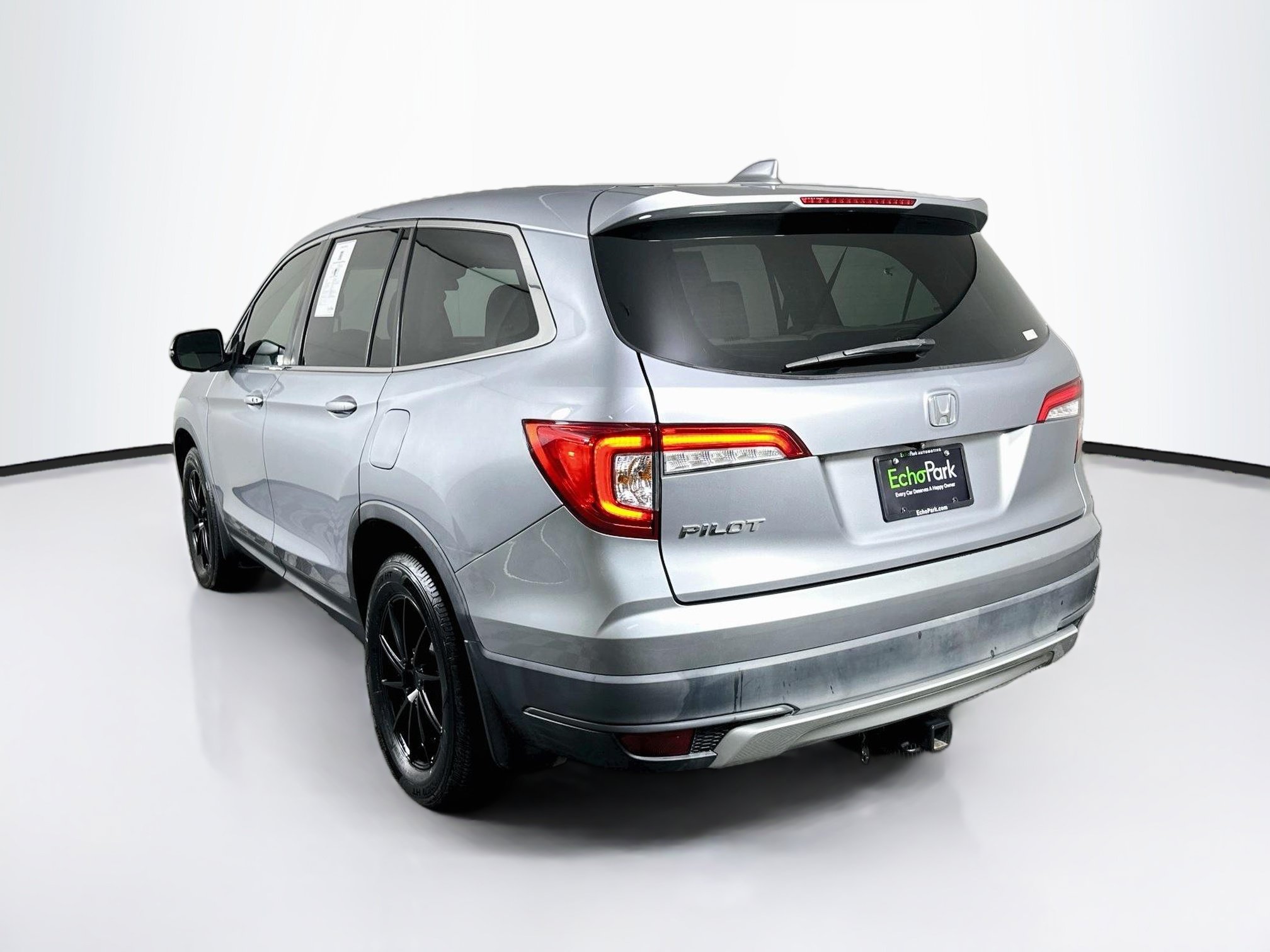 Used 2020 Honda Pilot EX image 5