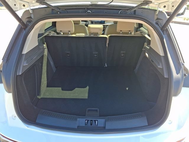 Used 2024 Lincoln Corsair FWD w/ Equipment Group 102A image 36