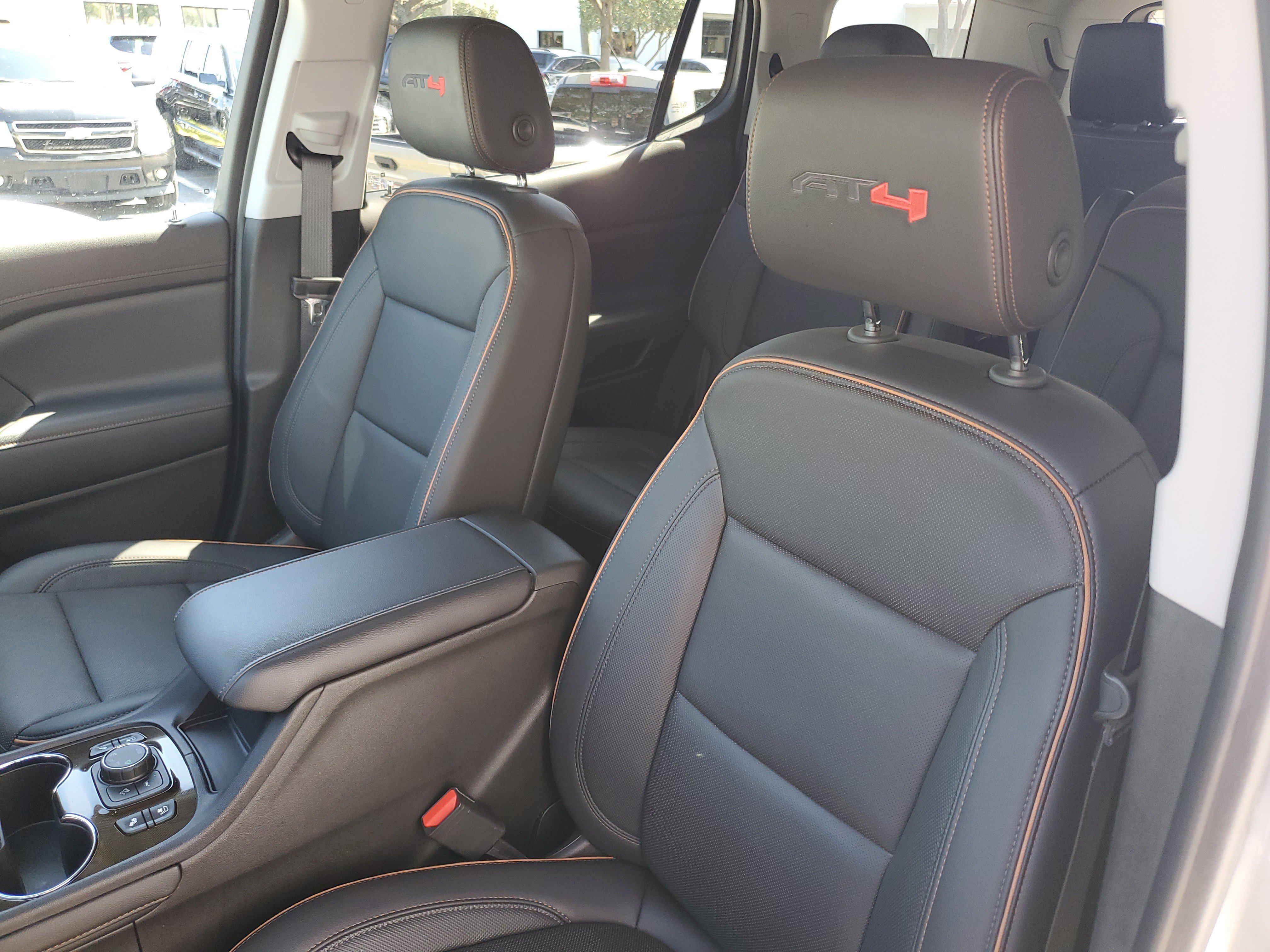 Used 2023 GMC Acadia AT4 w/ Technology Package image 22