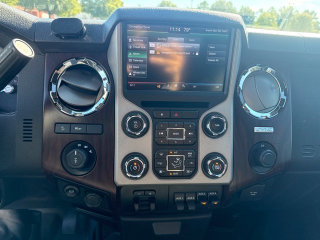 Used 2016 Ford F250 Lariat w/ Lariat Ultimate Package AWD/4WD image 32