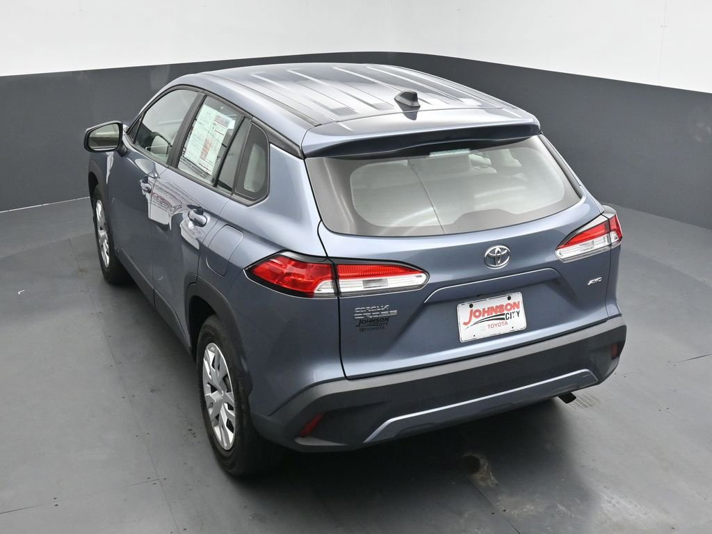 Used 2023 Toyota Corolla Cross L image 28