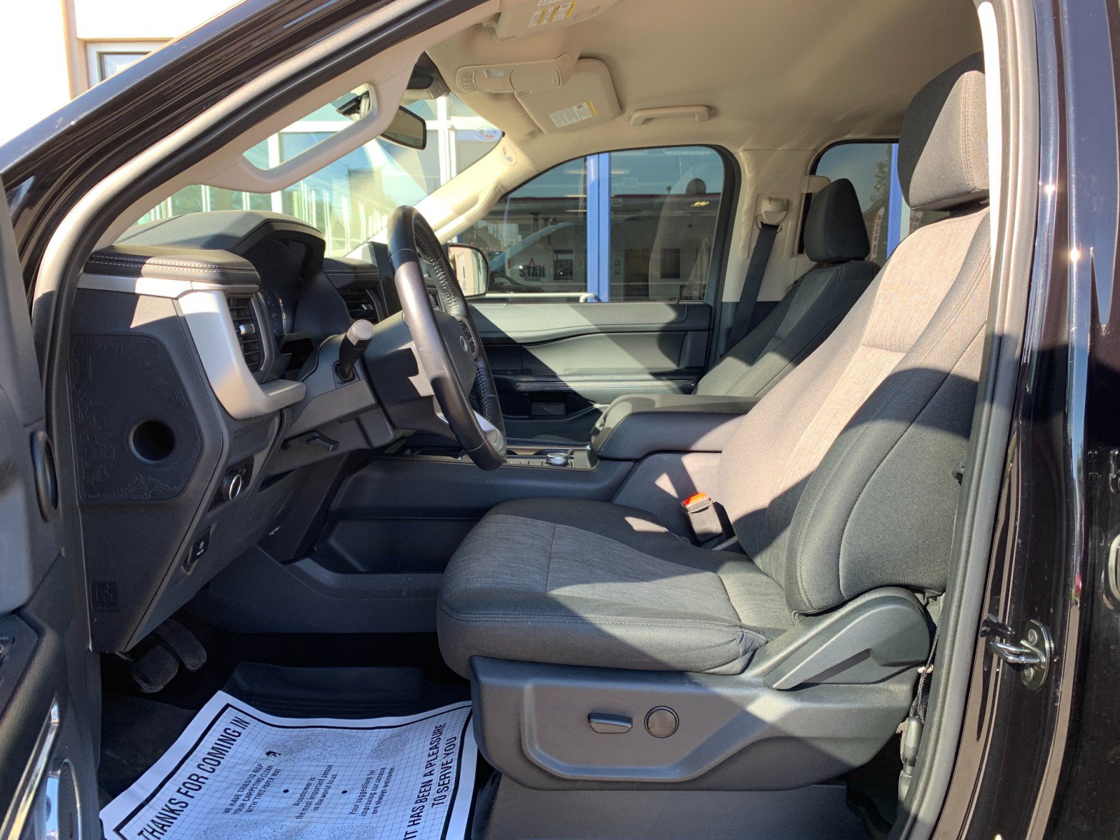 Used 2023 Ford Expedition XLT AWD/4WD image 13