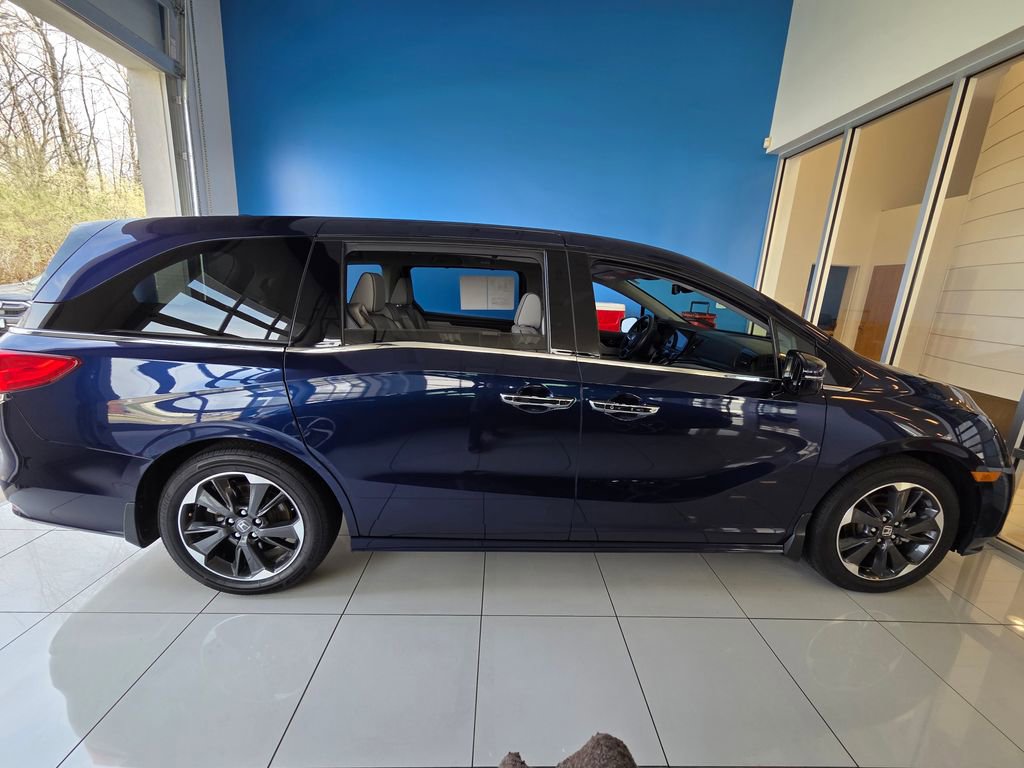 Certified 2024 Honda Odyssey Elite image 5