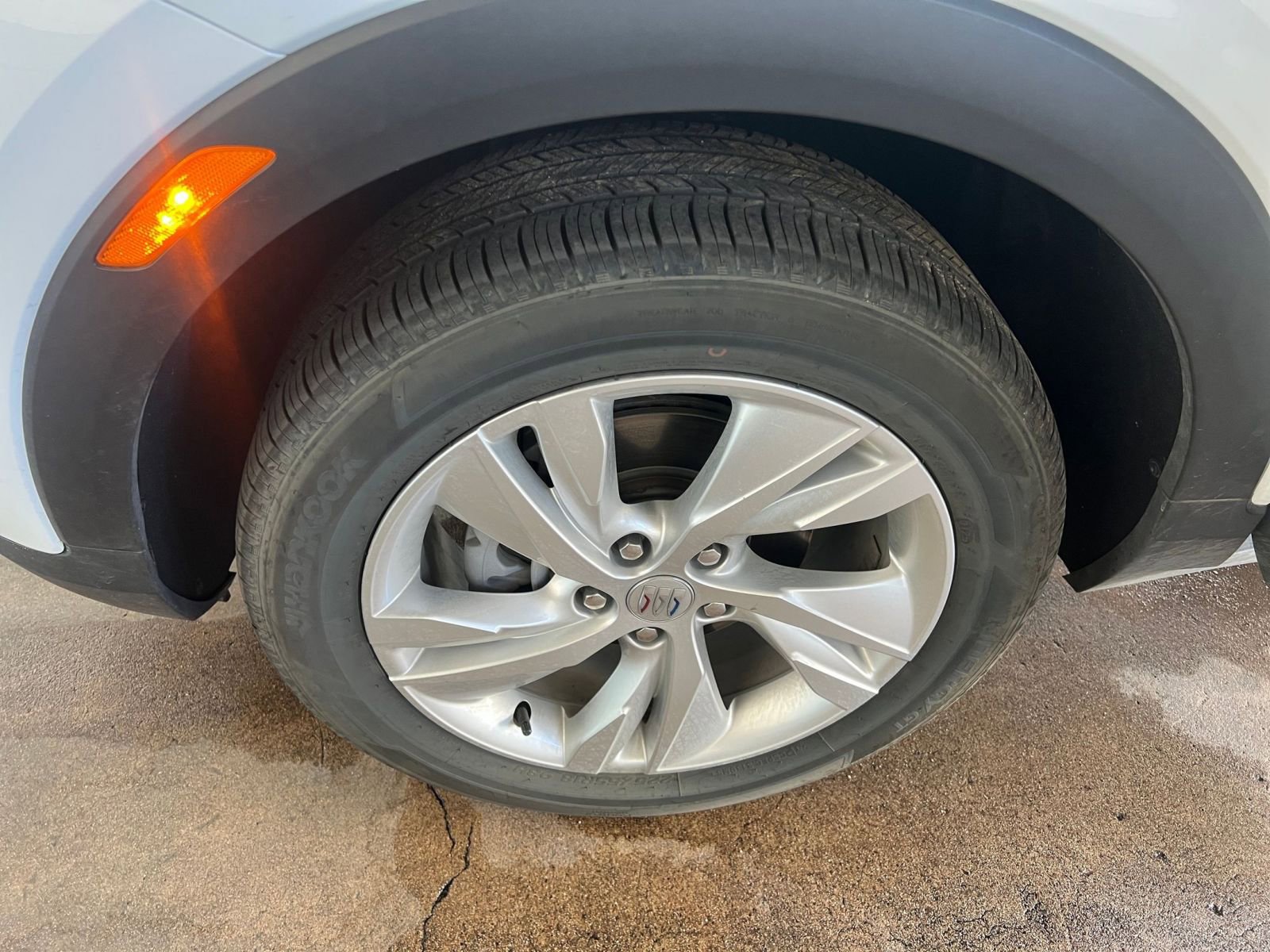 Used 2025 Buick Encore GX Preferred image 30