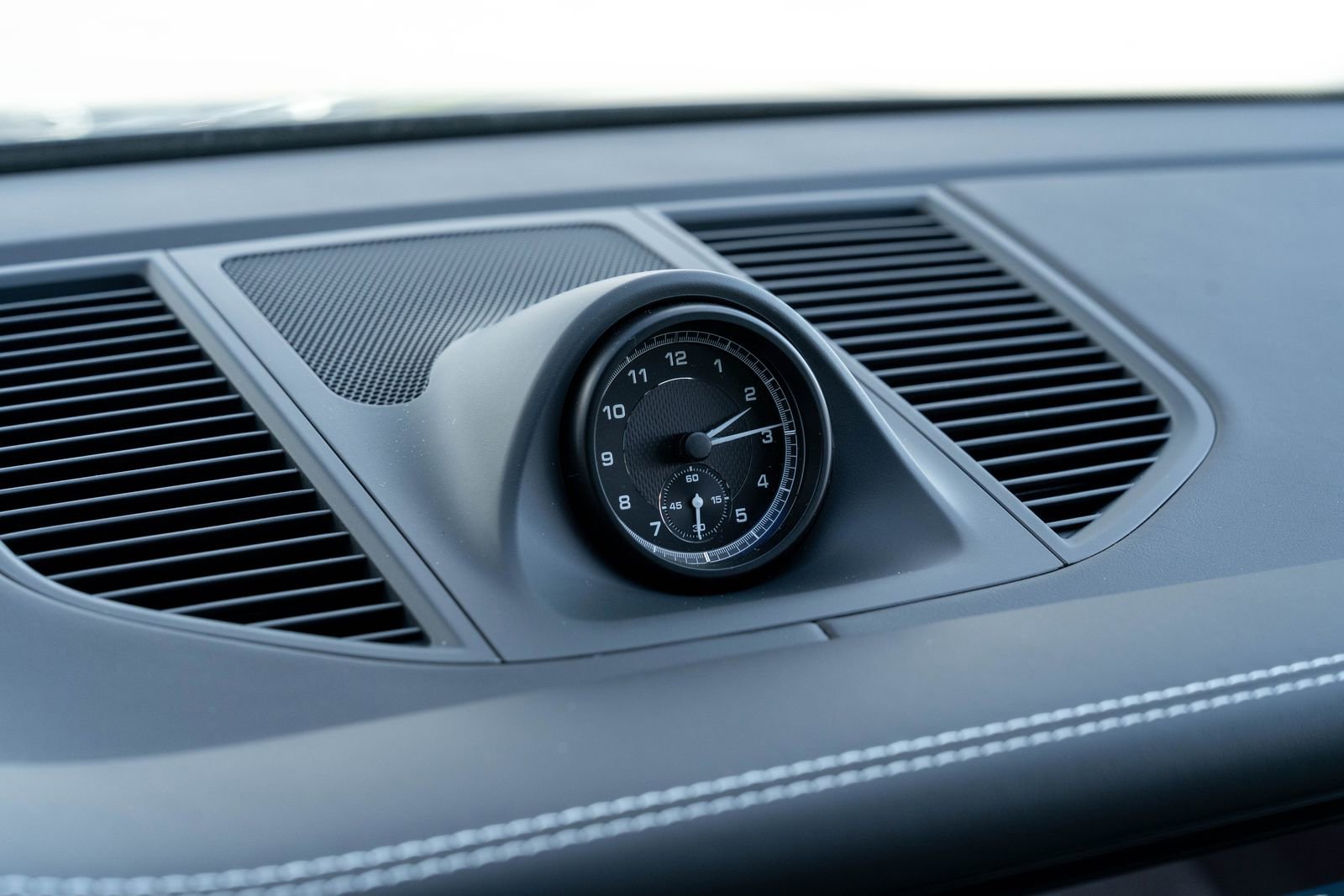 Certified 2026 Porsche Macan S image 27