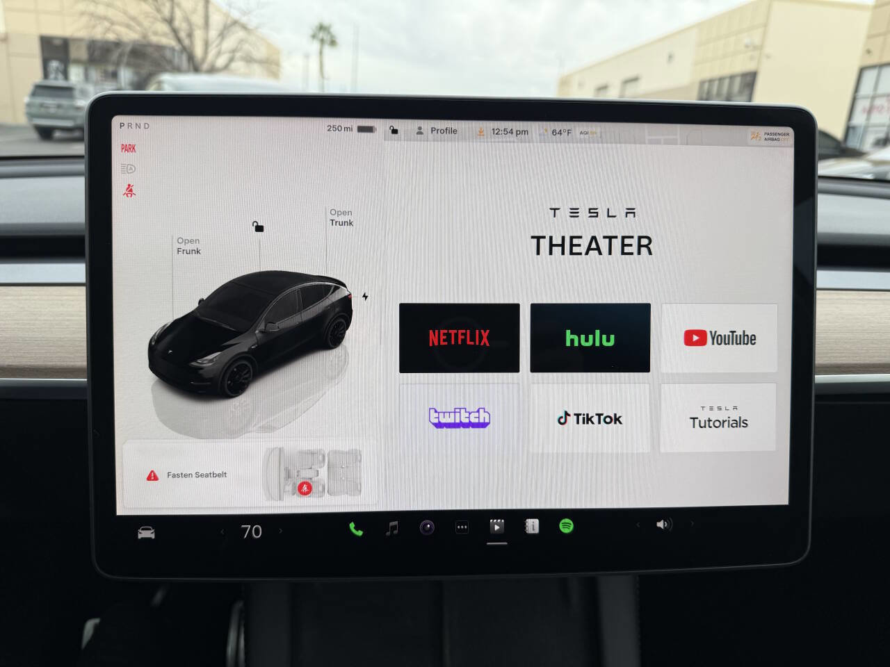 Used 2023 Tesla Model Y Performance image 16