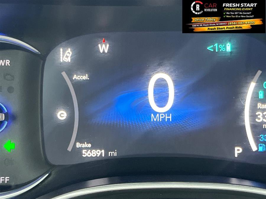 Used 2024 Chrysler Pacifica Limited FWD image 29