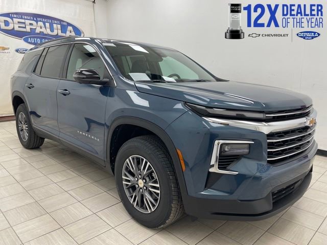 New 2026 Chevrolet Traverse LT w/ Driver Confidence Package AWD/4WD image 1