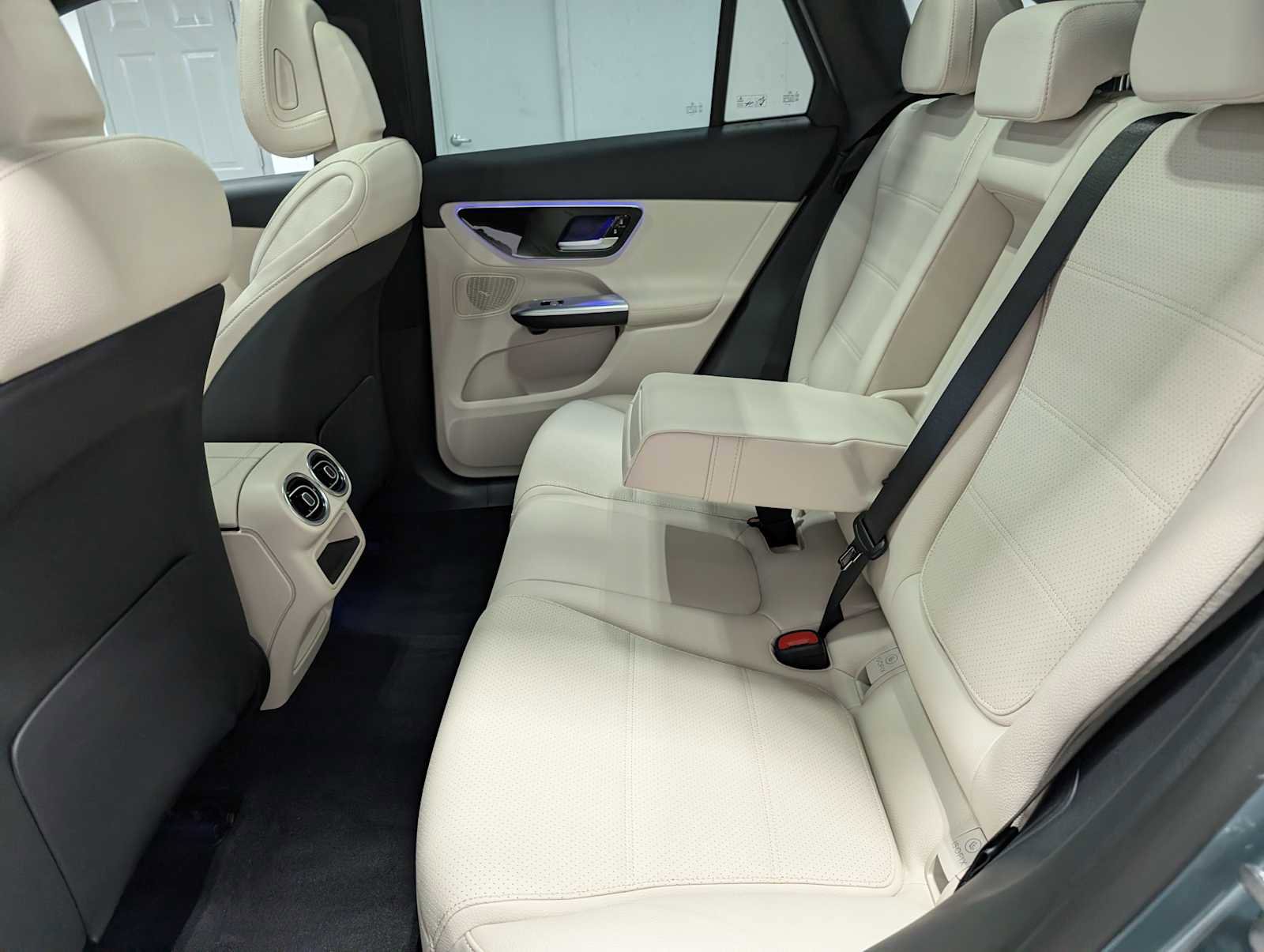 New 2026 Mercedes-Benz GLC 300 4MATIC image 21