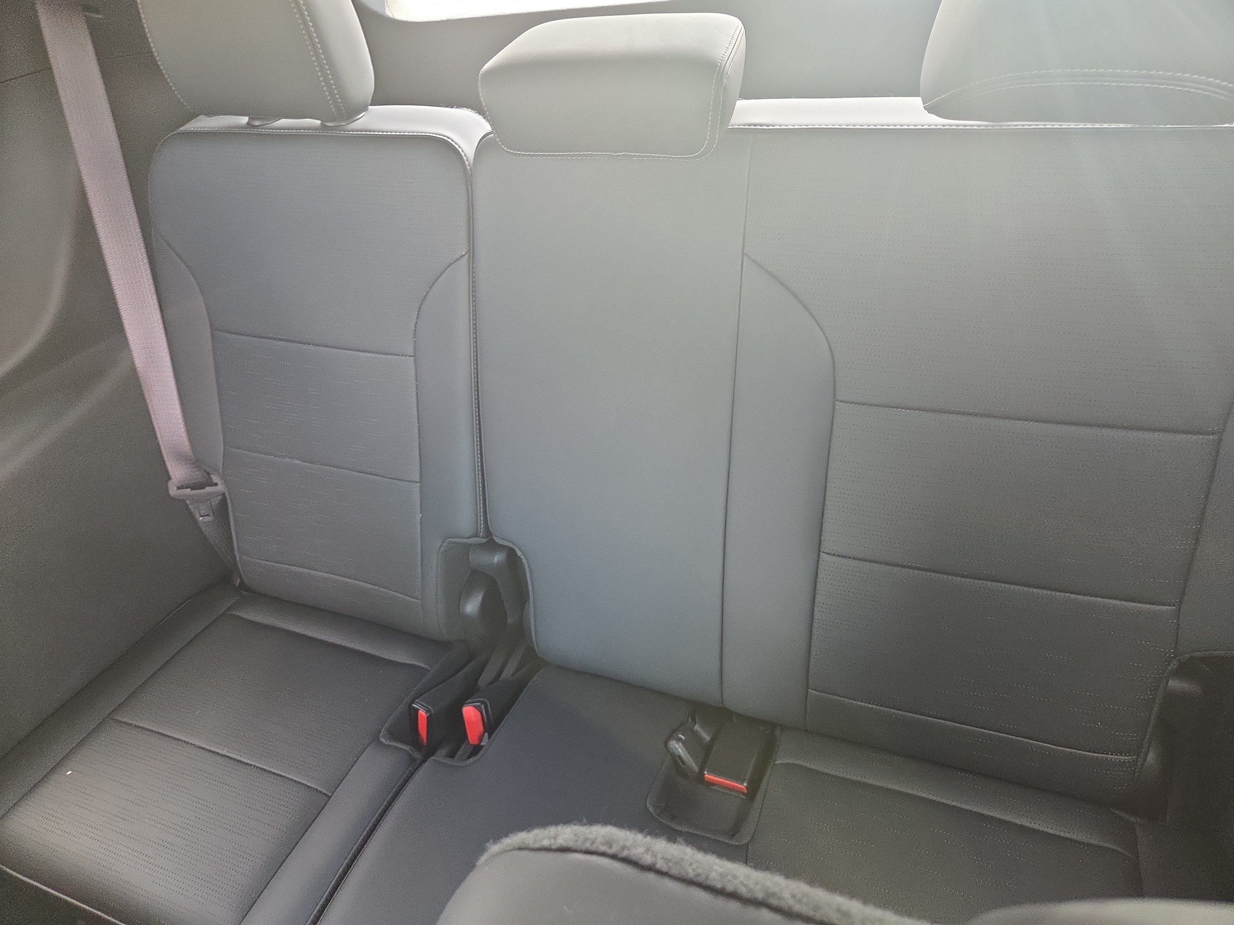 Used 2025 Buick Enclave Sport Touring w/ Power Package FWD image 9