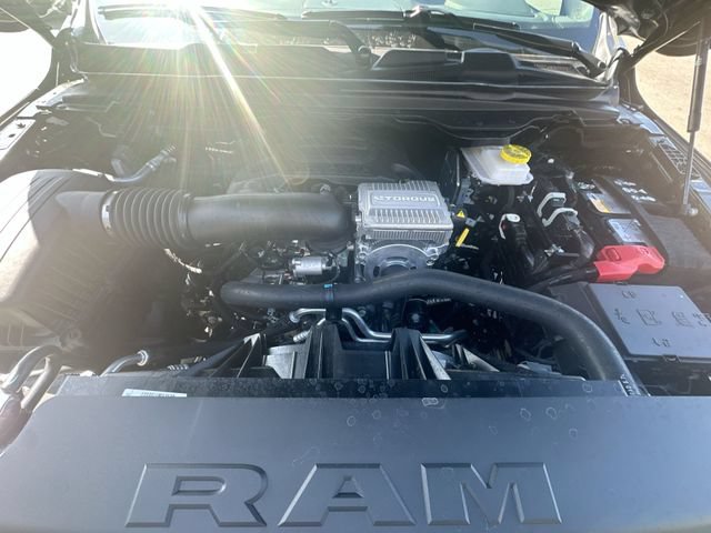 New 2027 RAM 1500 Laramie w/ Night Edition AWD/4WD image 27