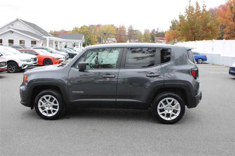Used 2023 Jeep Renegade Latitude image 5
