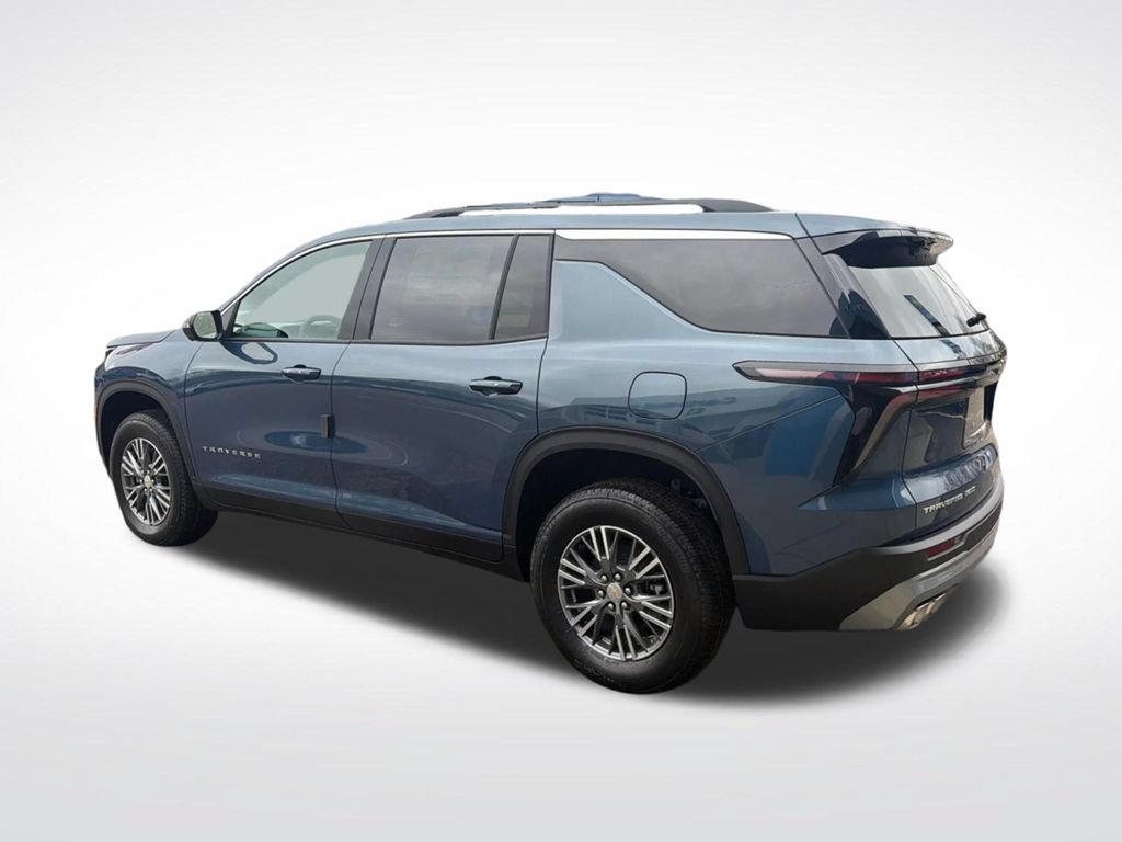New 2026 Chevrolet Traverse LT w/ Driver Confidence Package AWD/4WD image 8