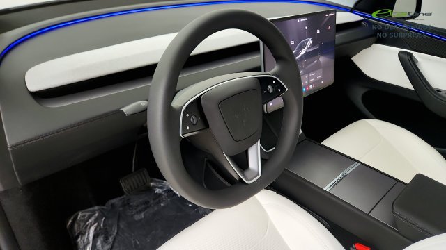 Used 2026 Tesla Model Y 2WD image 48