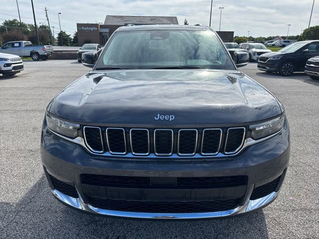 Used 2023 Jeep Grand Cherokee L Limited AWD/4WD image 2