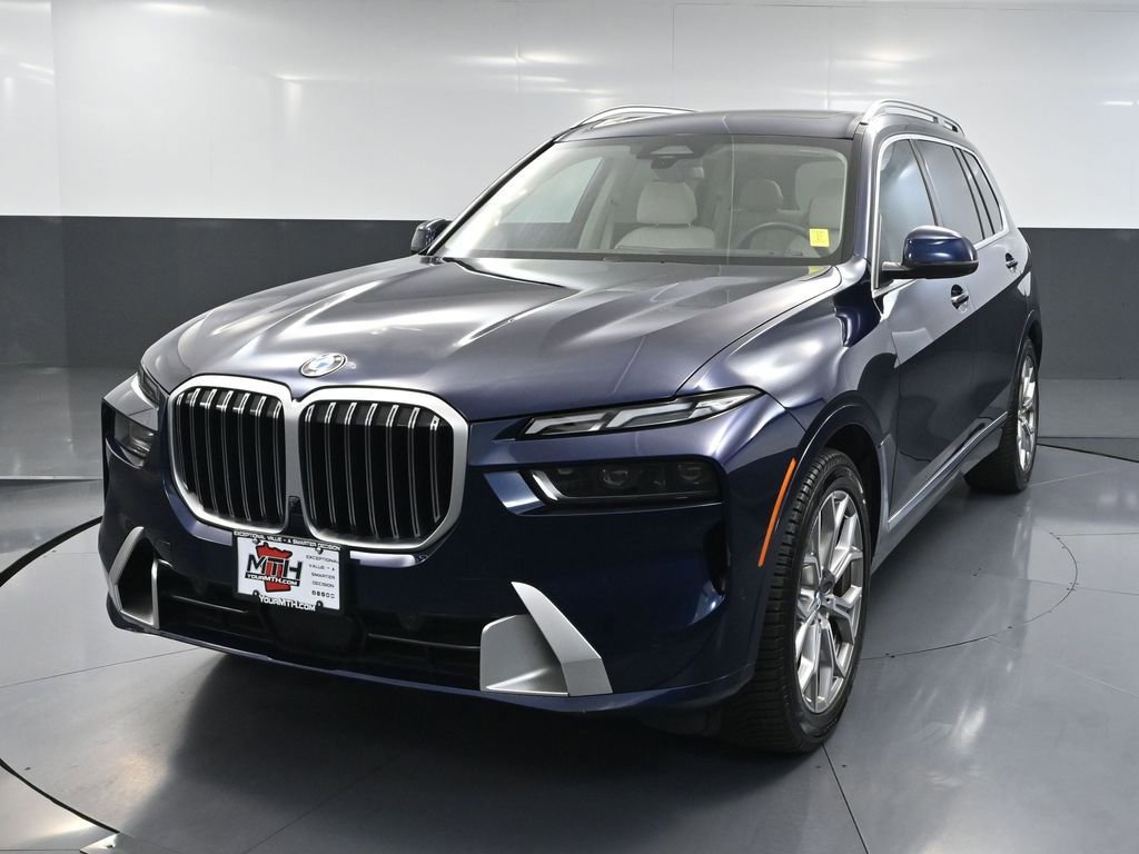 Used 2023 BMW X7 xDrive40i w/ Executive Package image 13