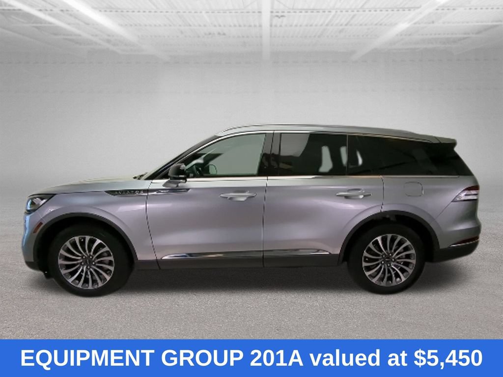 Used 2024 Lincoln Aviator Reserve w/ Equipment Group 201A AWD/4WD image 4