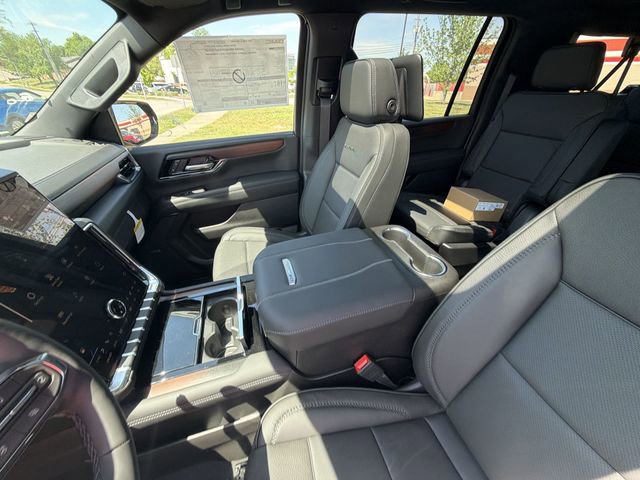 New 2026 GMC Yukon XL Denali w/ Denali Reserve Package AWD/4WD image 19